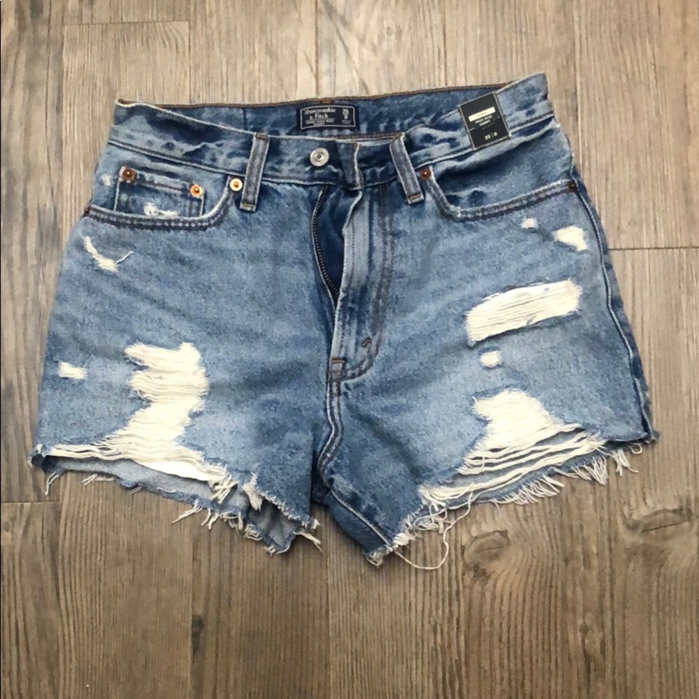 NWT Abercrombie High Waisted Shorts